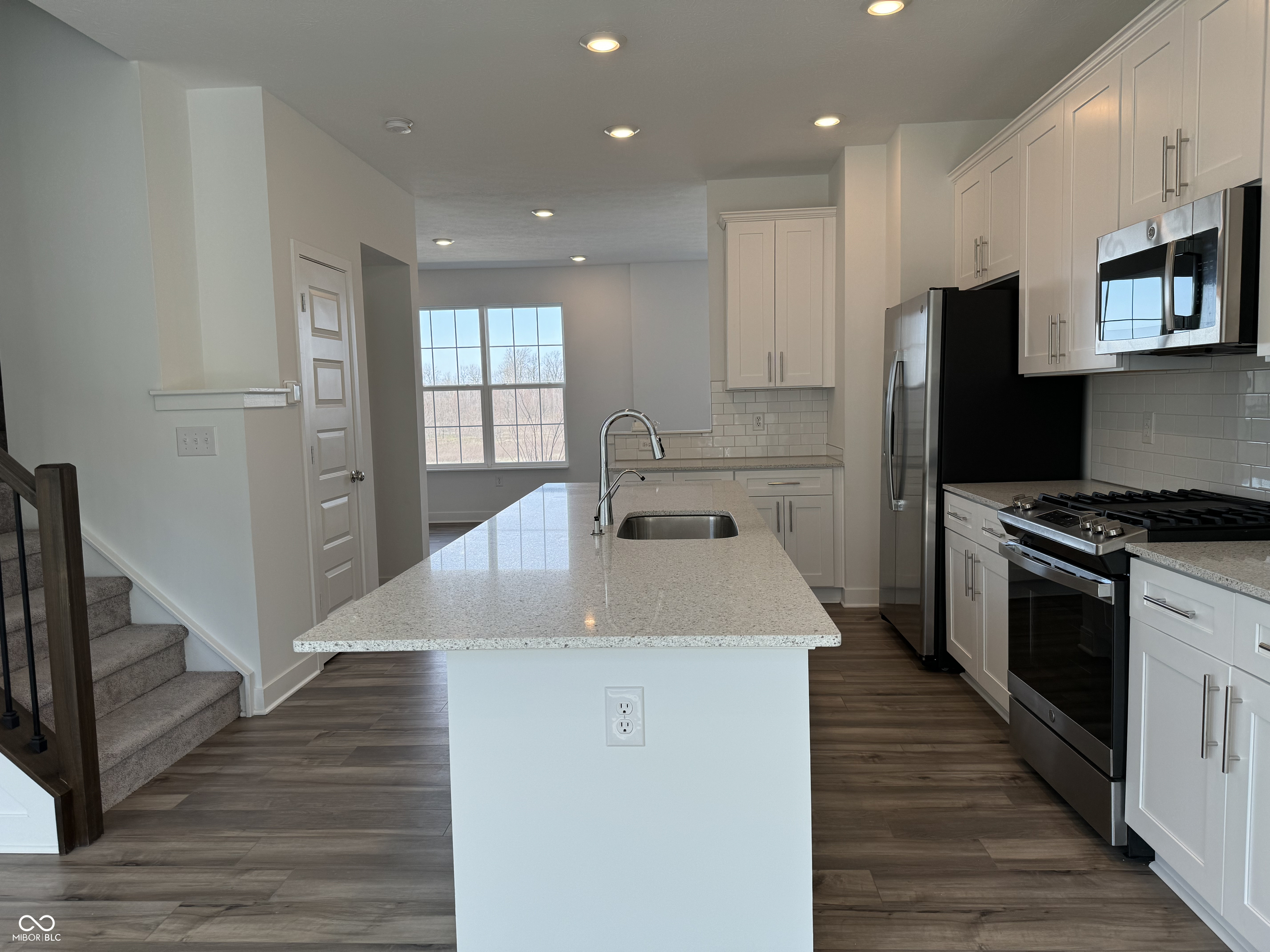 7145 Equality Boulevard Carmel, IN 46033 - Photo 10 of 31