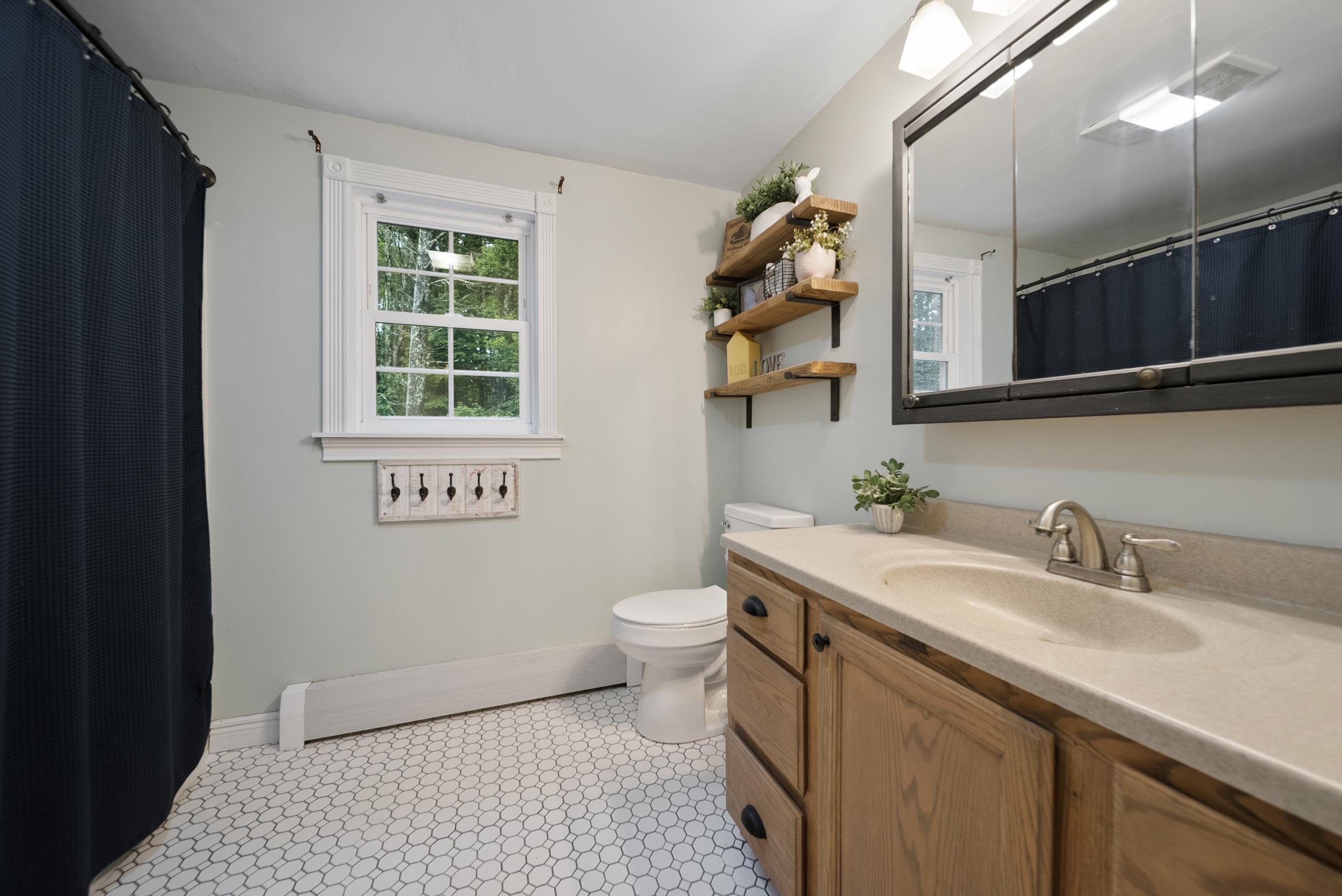 28 Haynes Road Deerfield, NH 03037 - Photo 25 of 36
