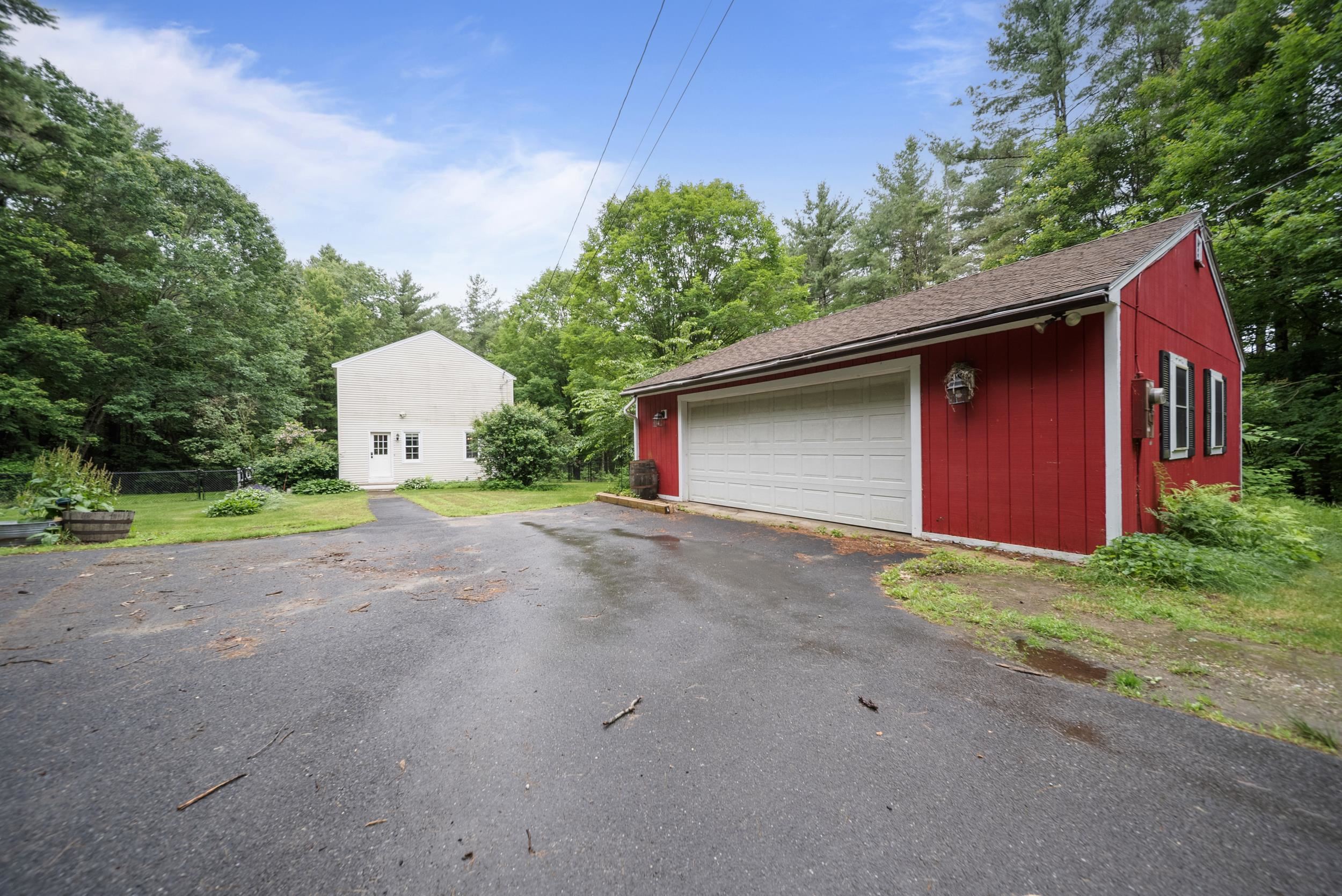 28 Haynes Road Deerfield, NH 03037 - Photo 7 of 36