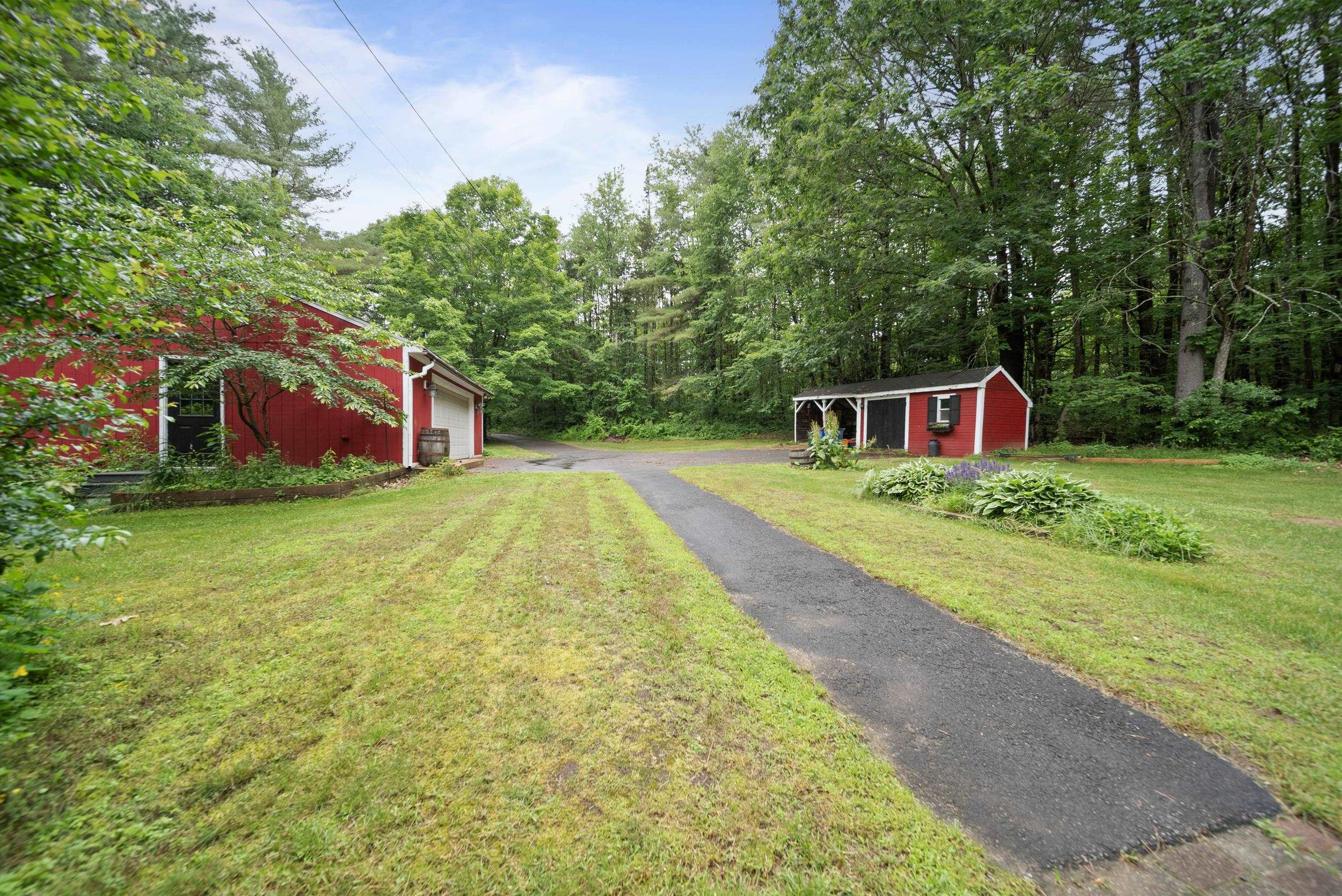 28 Haynes Road Deerfield, NH 03037 - Photo 8 of 36