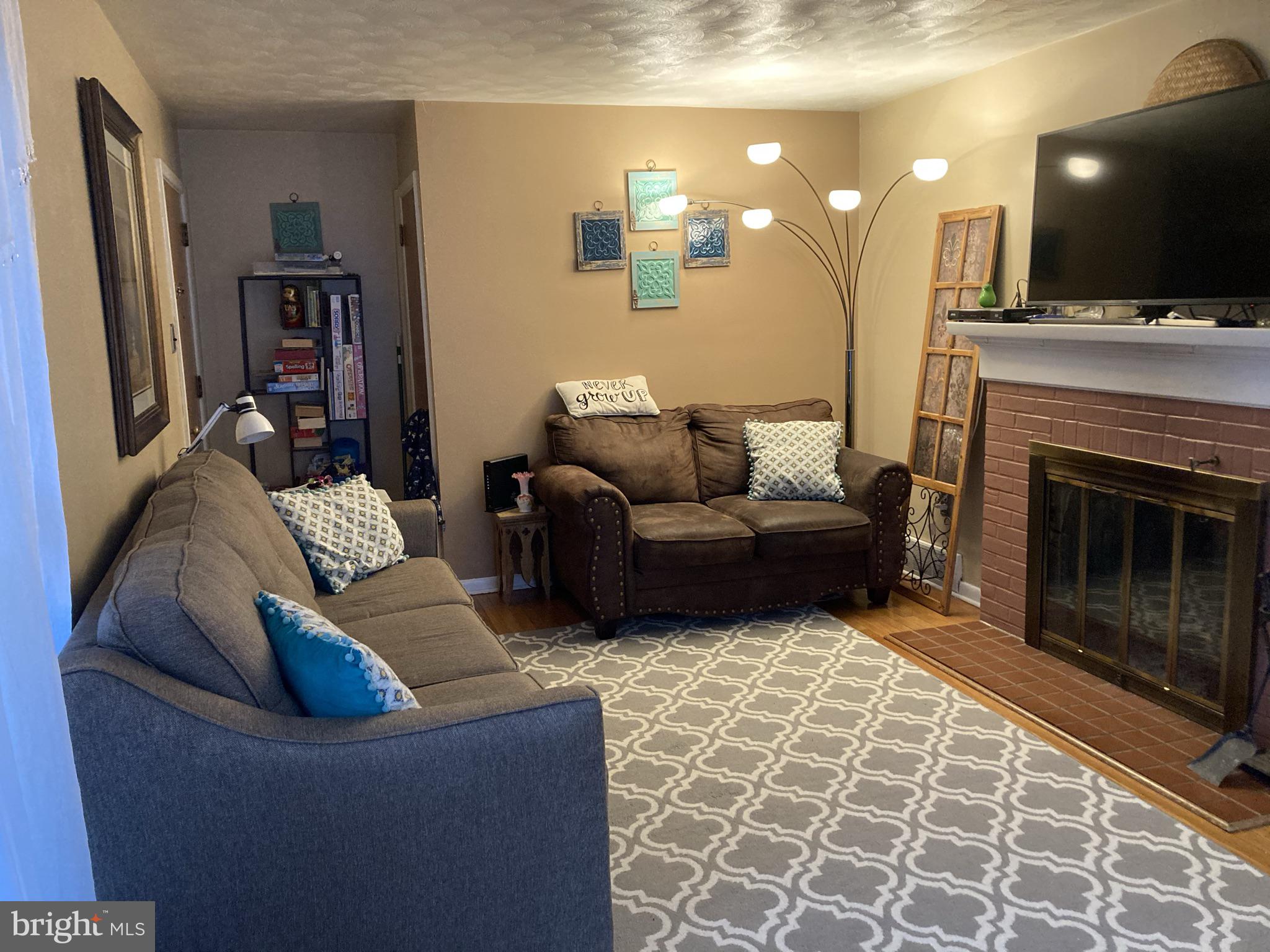 704 Rathton Road York, PA 17403 - Photo 4 of 18 Gallery Image 4