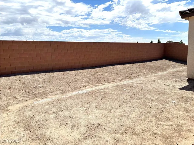 $416,950 | 4324 South Angel Fls Court, Pahrump, NV 89061