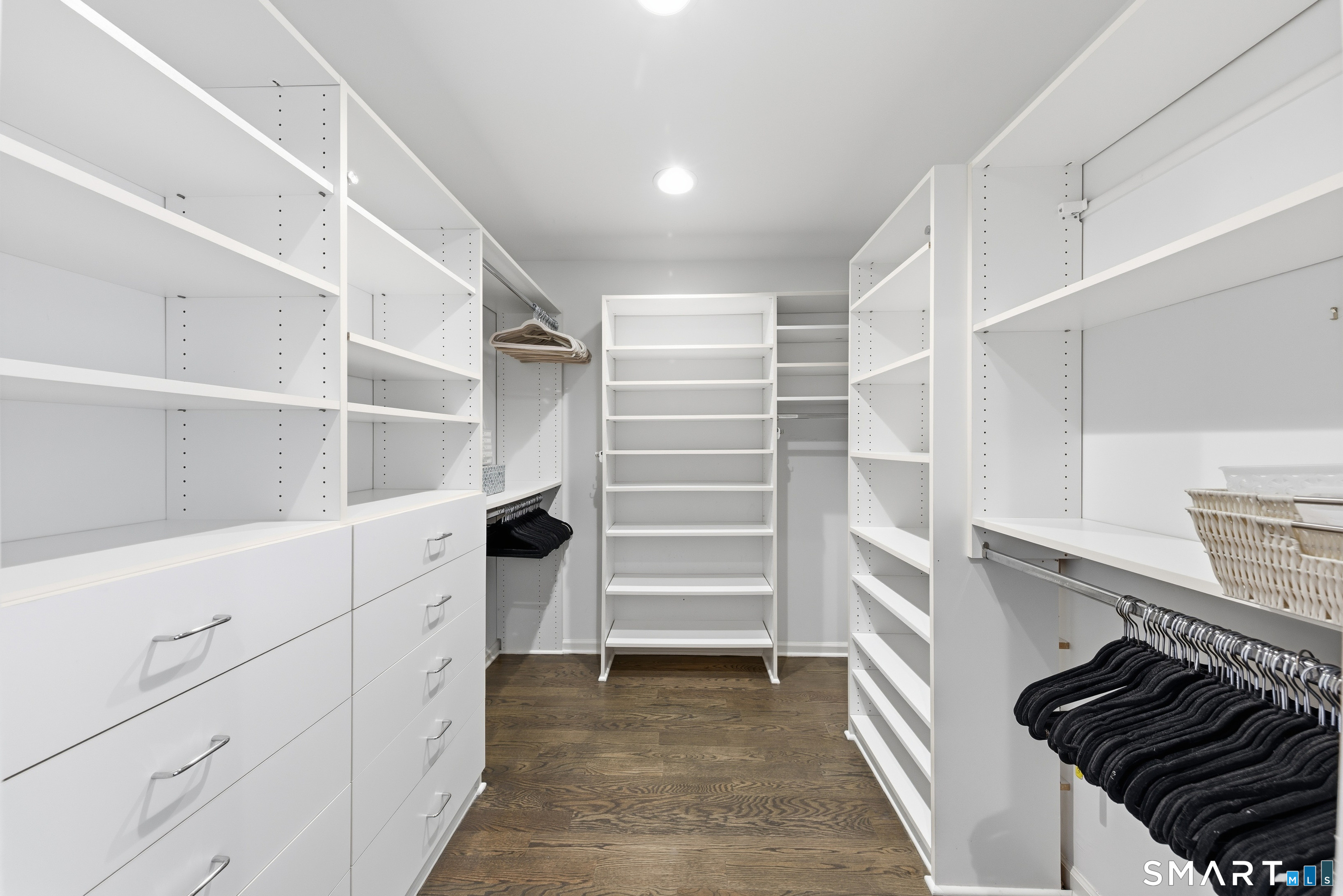 61 5 Mile River Road Darien, CT 06820 - Photo 32 of 38 Large walk-in closet in main-floor bedroom