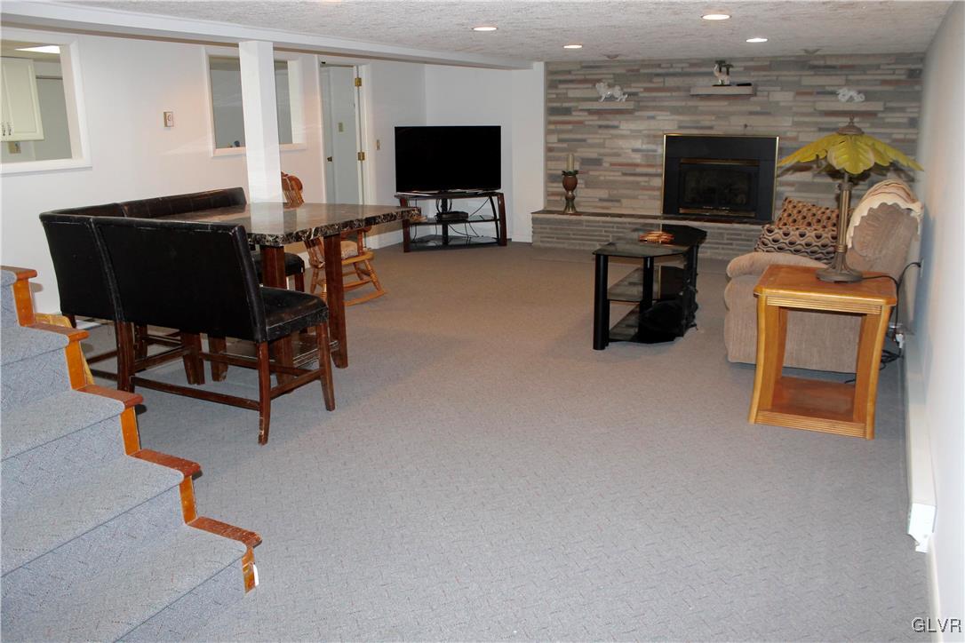 5946 Memorial Road Germansville, PA 18053 - Photo 21 of 36 Gallery Image 21