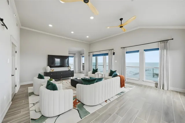 $1,100,000 | 1918 Todville Road, Seabrook, TX 77586