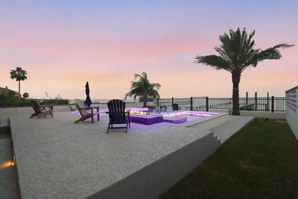 $1,100,000 | 1918 Todville Road, Seabrook, TX 77586