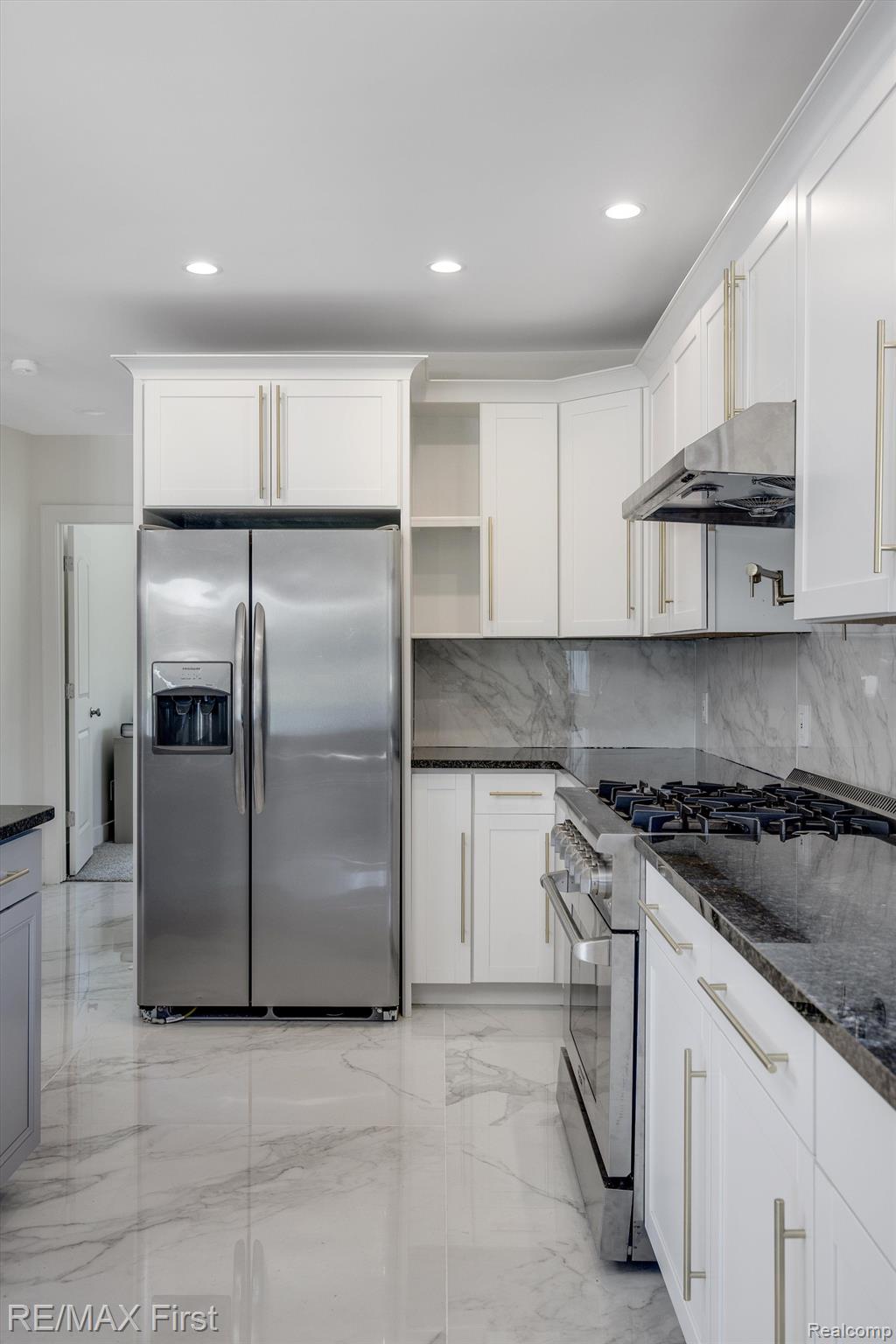 3437 Devonshire Road Detroit, MI 48224 - Photo 17 of 19 Gallery Image 17