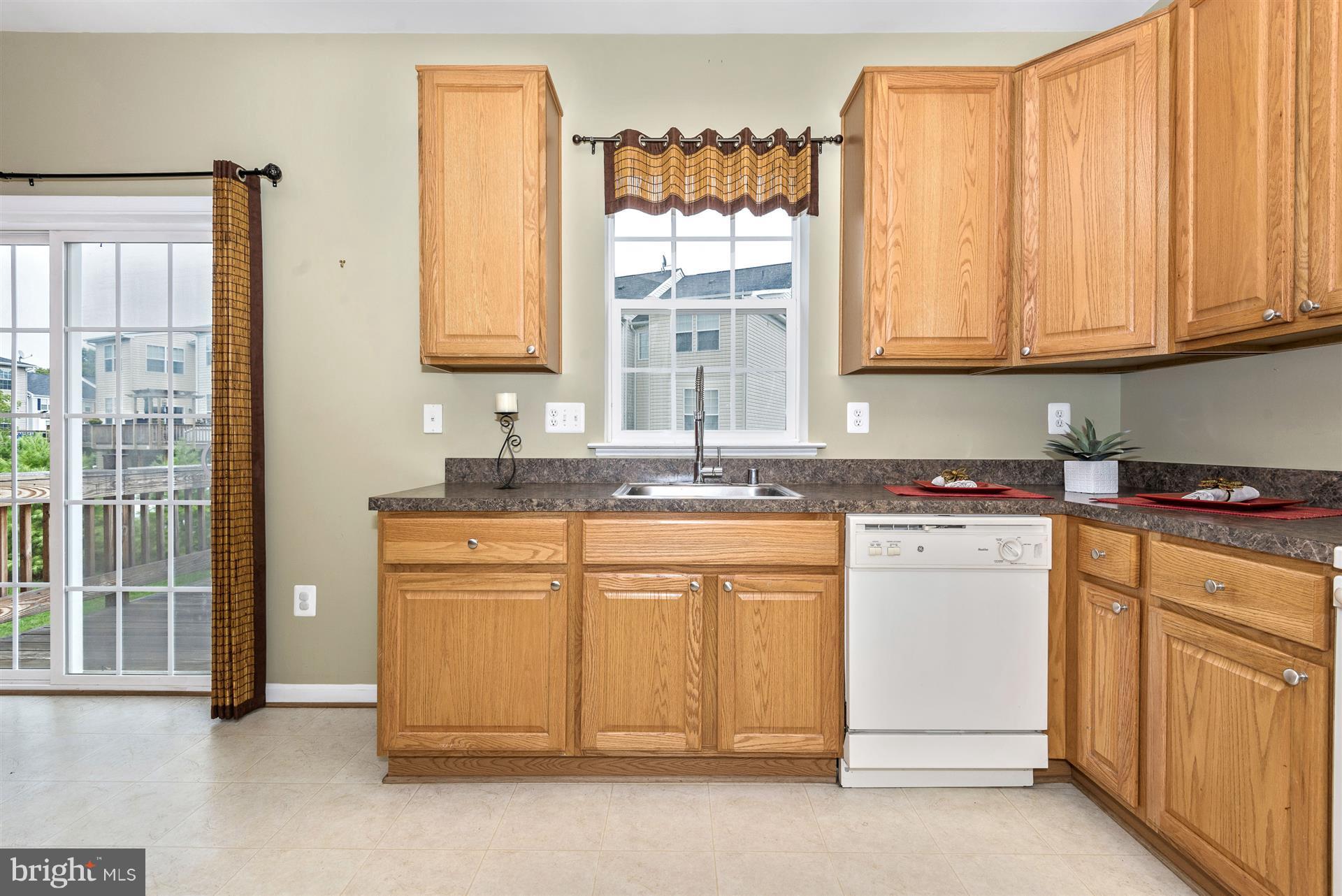 664 Wild Hunt Road Frederick, MD 21703 - Photo 15 of 30 42" Cabinets