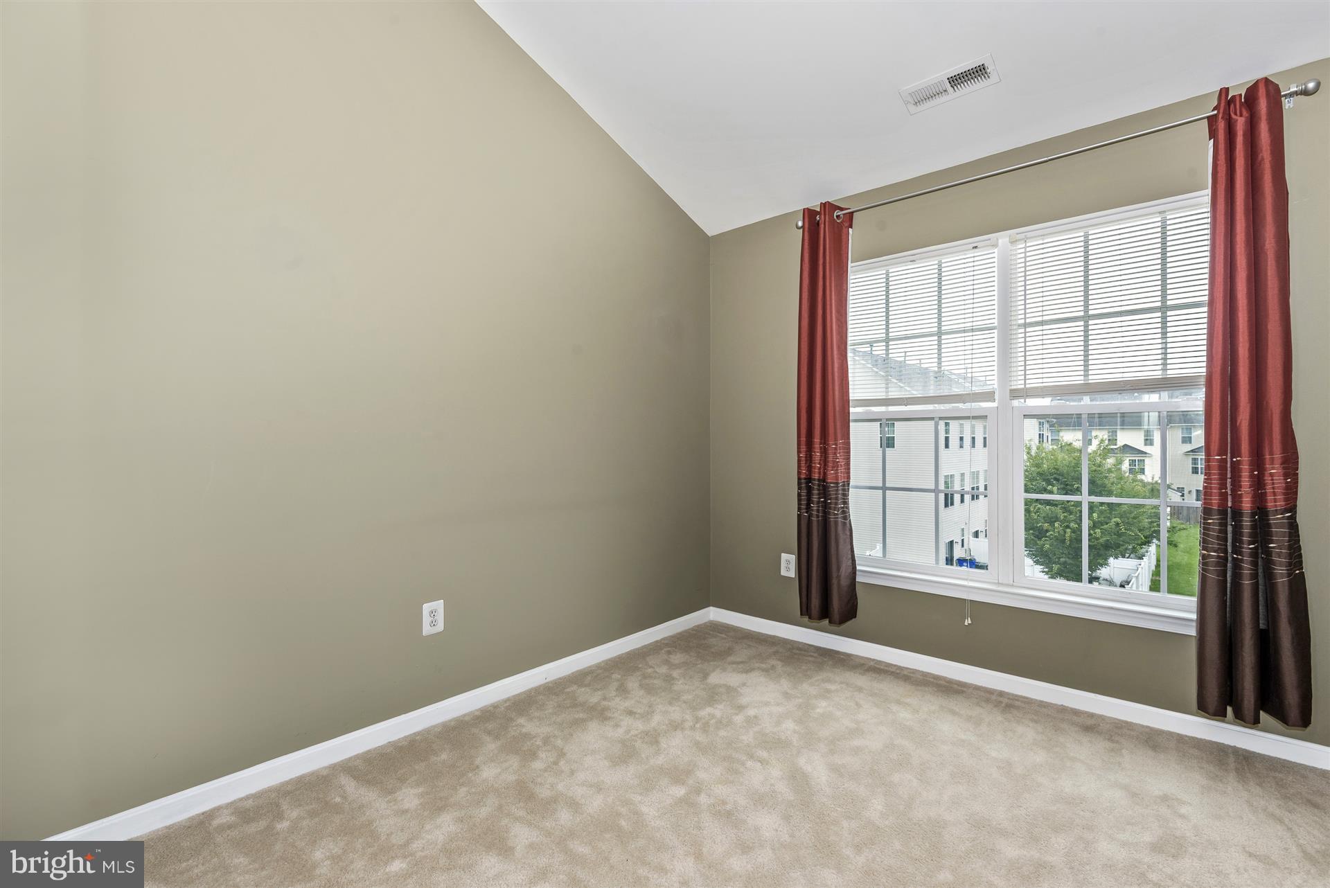 664 Wild Hunt Road Frederick, MD 21703 - Photo 26 of 30 Bedroom #2