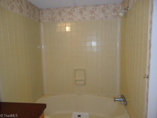 201 Derris Road Stoneville, NC 27048 - Photo 20 of 30 Gallery Image 20