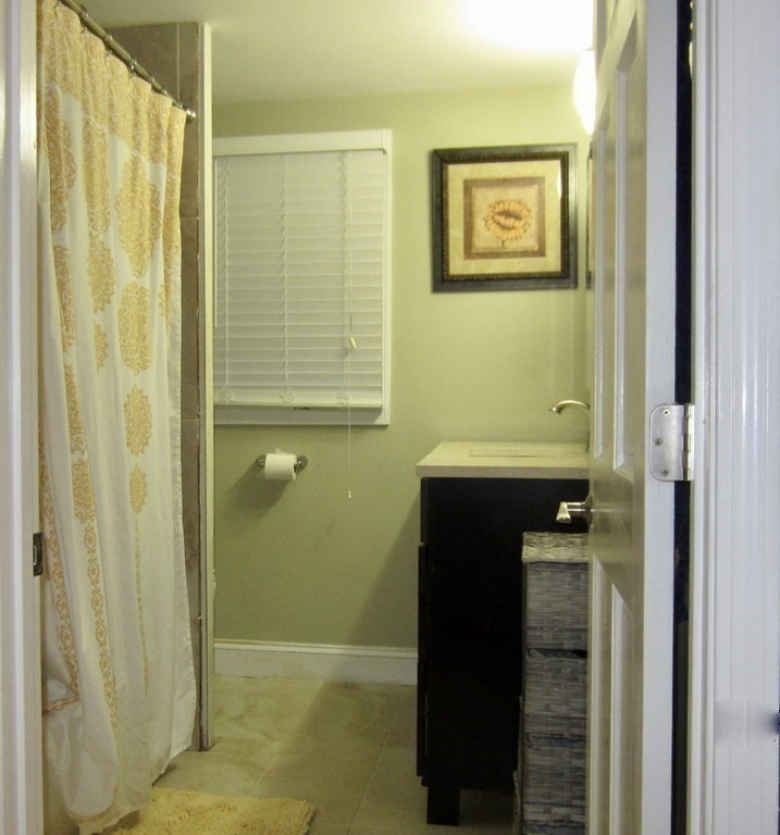 19 Georgia Road Weymouth, MA 02190 - Photo 13 of 23 Gallery Image 13