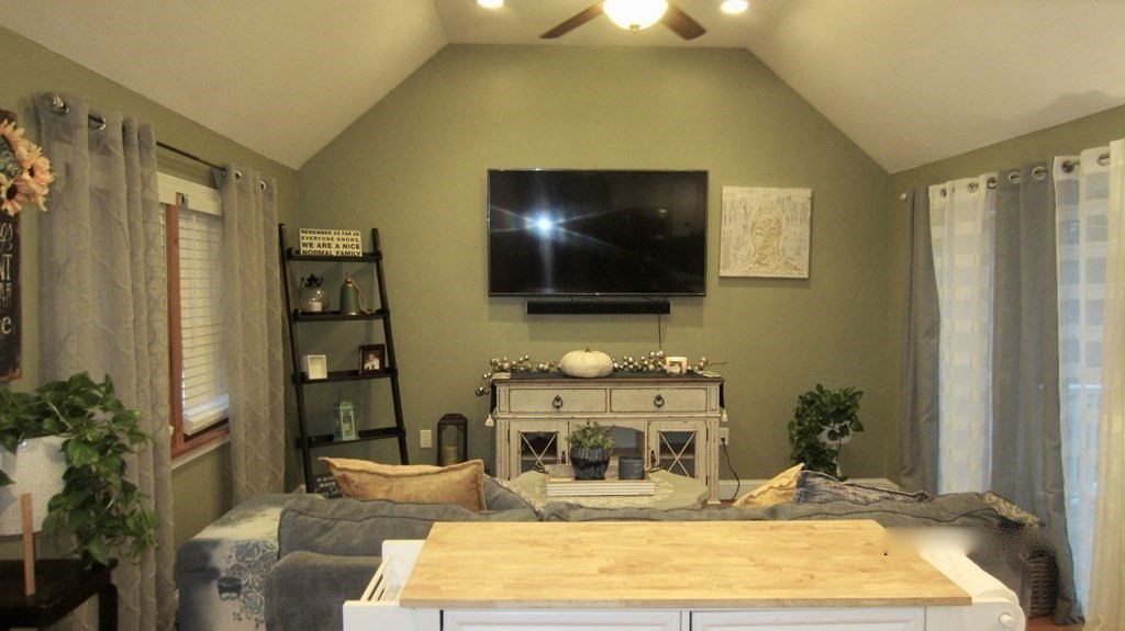 19 Georgia Road Weymouth, MA 02190 - Photo 4 of 23 Gallery Image 4