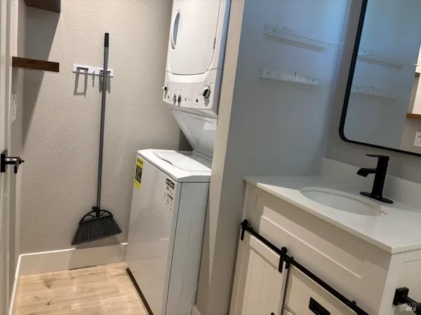 $1,495,950 | 477 Orchard Lane, Penngrove, CA 94951