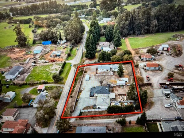 $1,399,950 | 473-477 Orchard Lane, Penngrove, CA 94951