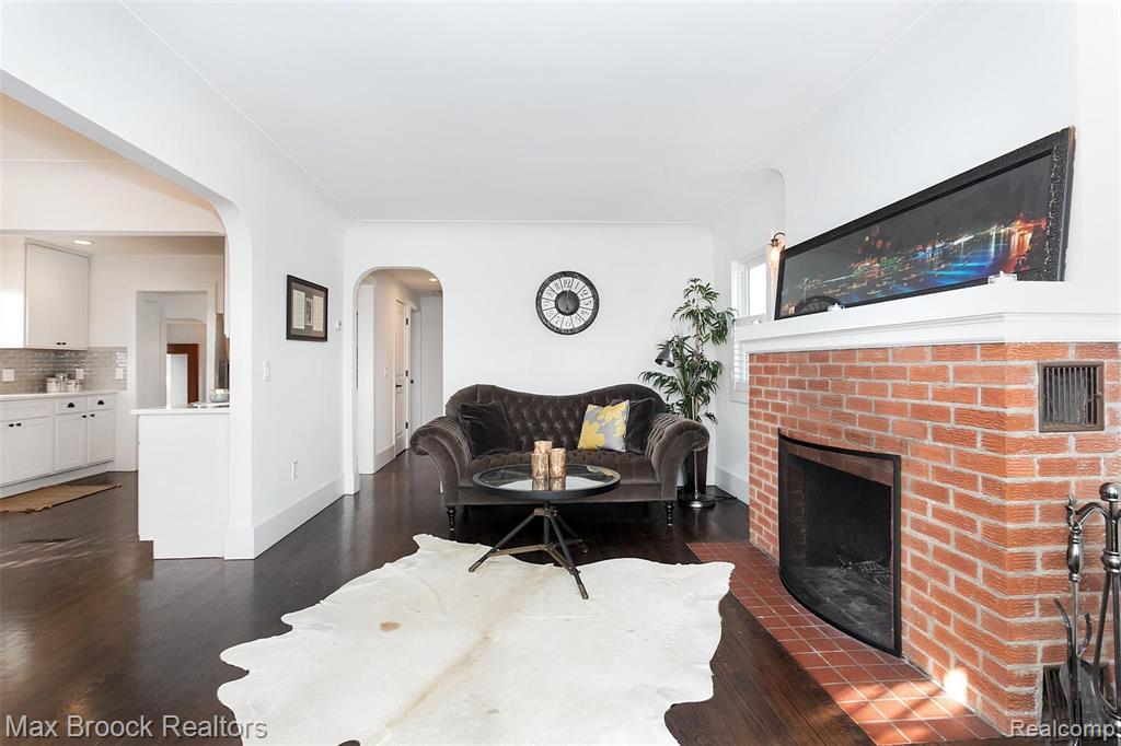 3630 Orchard Lake Road, Unit 1 West Bloomfield, MI 48324 - Photo 5 of 31