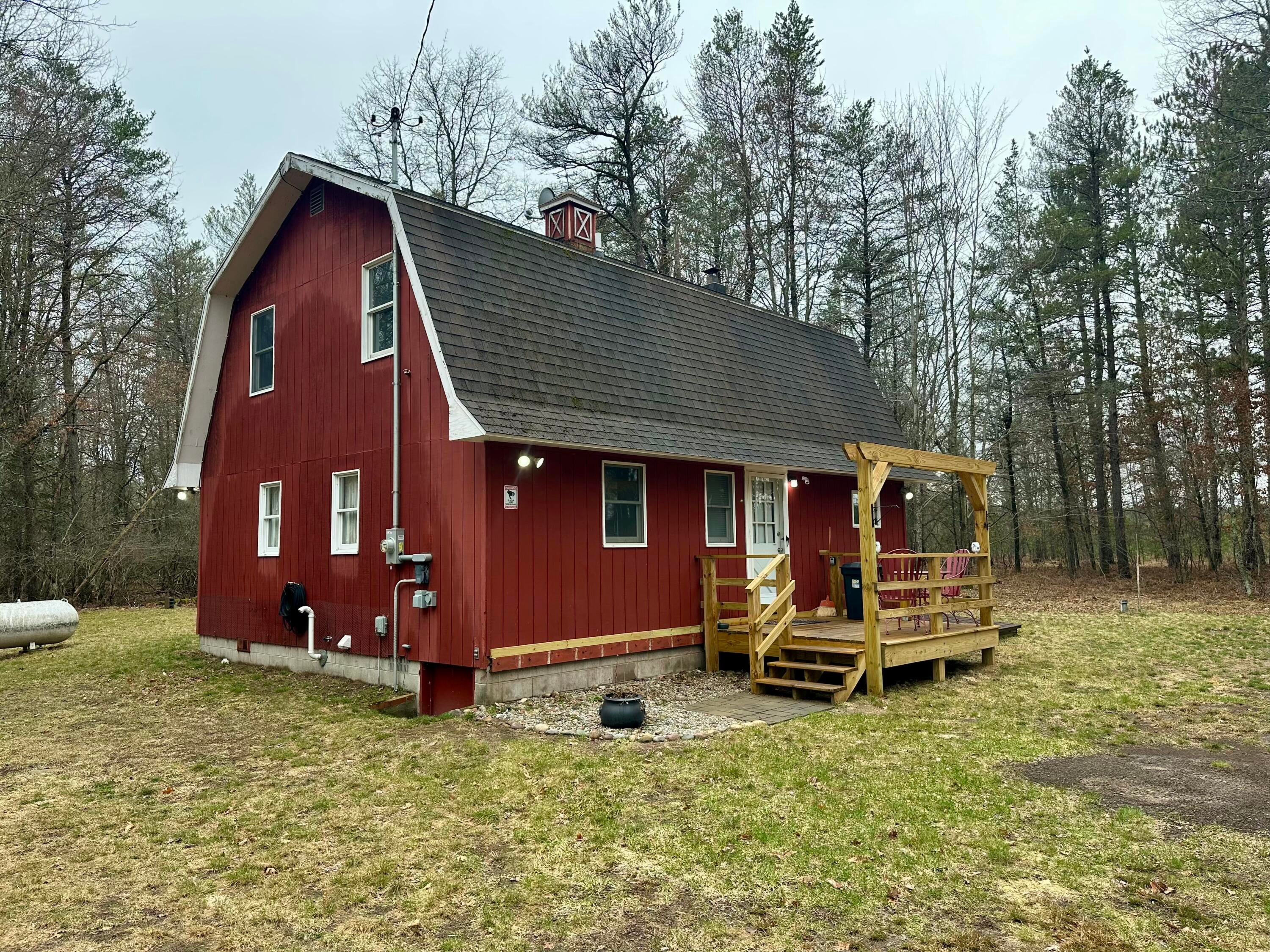 9516 South Military Road Grayling, MI 49738 - Photo 4 of 31 Gallery Image 4