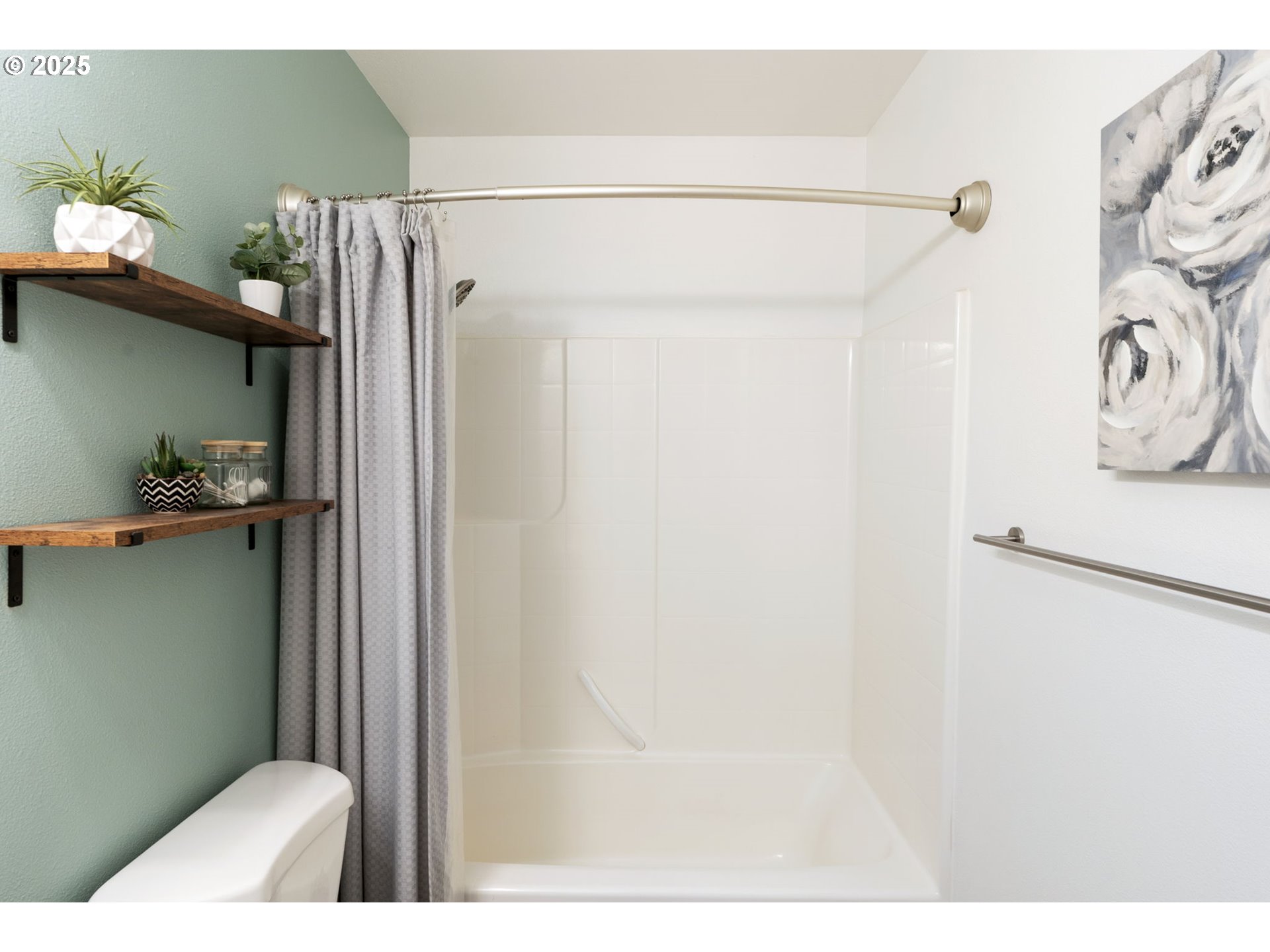 887 Southwest 198th Place Beaverton, OR 97003 - Photo 27 of 33 a bathroom with a shower toilet and sink