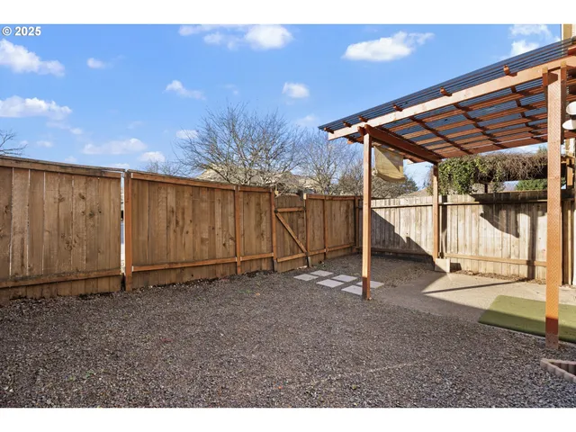 a view of an outdoor space