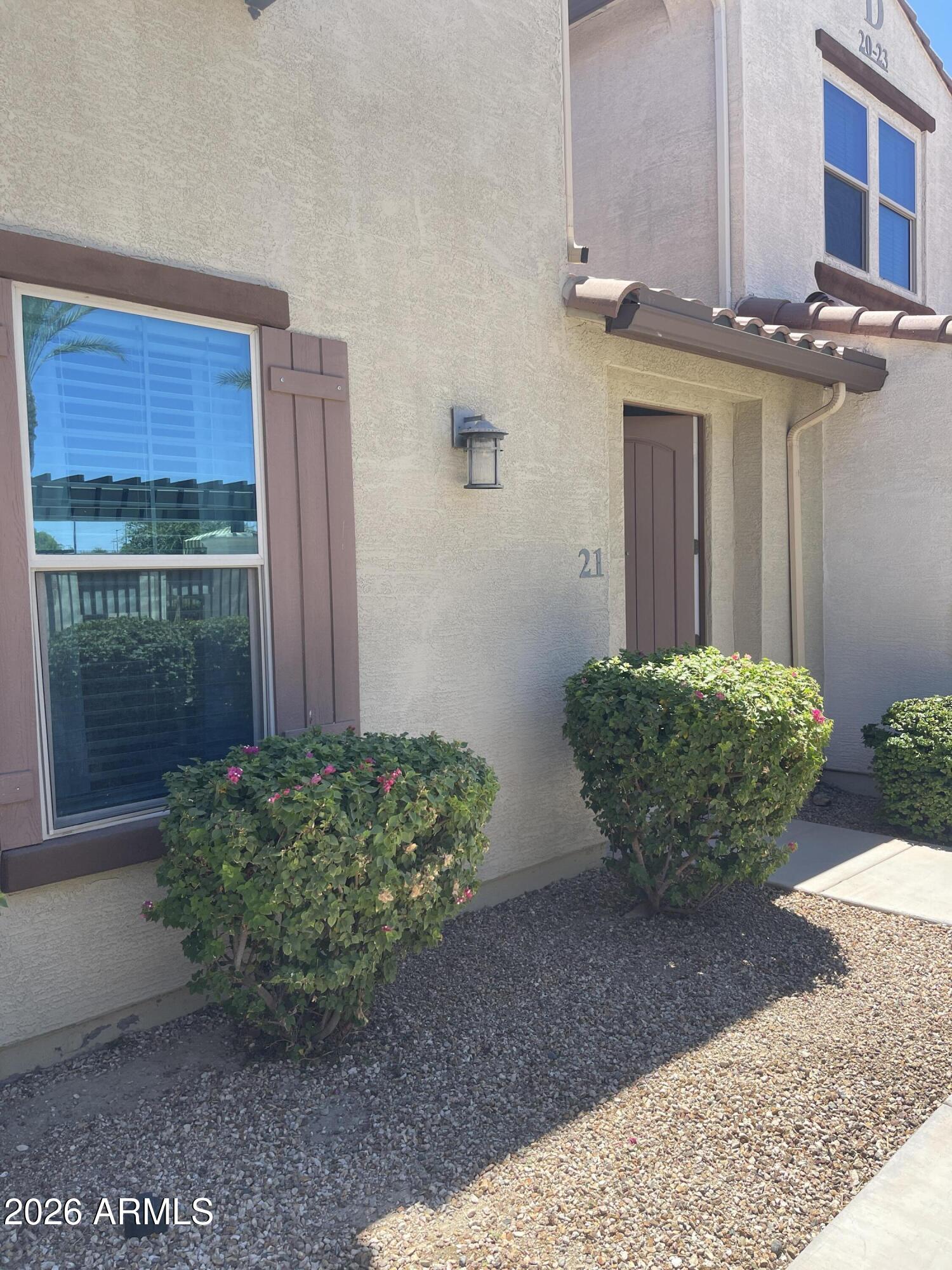 3855 South McQueen Road, Unit 21 Chandler, AZ 85286 - Photo 2 of 28 20260701_184918297_iOS