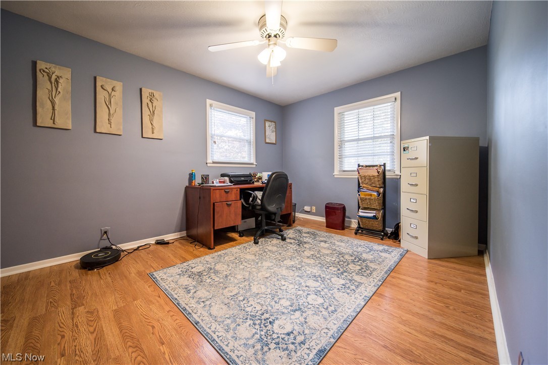 4142 Manchester Road Akron, OH 44319 - Photo 11 of 28