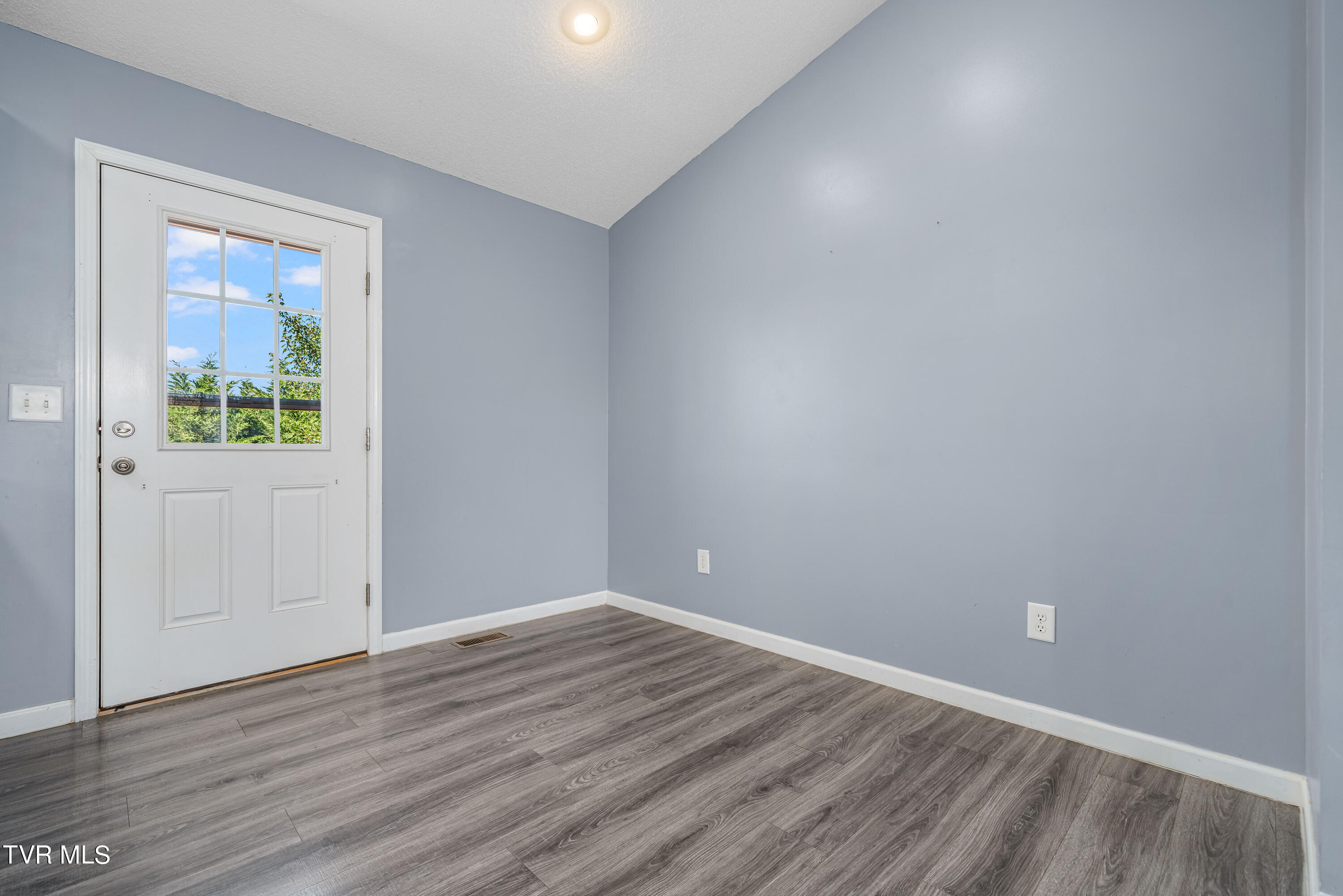 213 New Hope Road Jonesborough, TN 37659 - Photo 12 of 41 213 New Hope Rd (23 of 44)