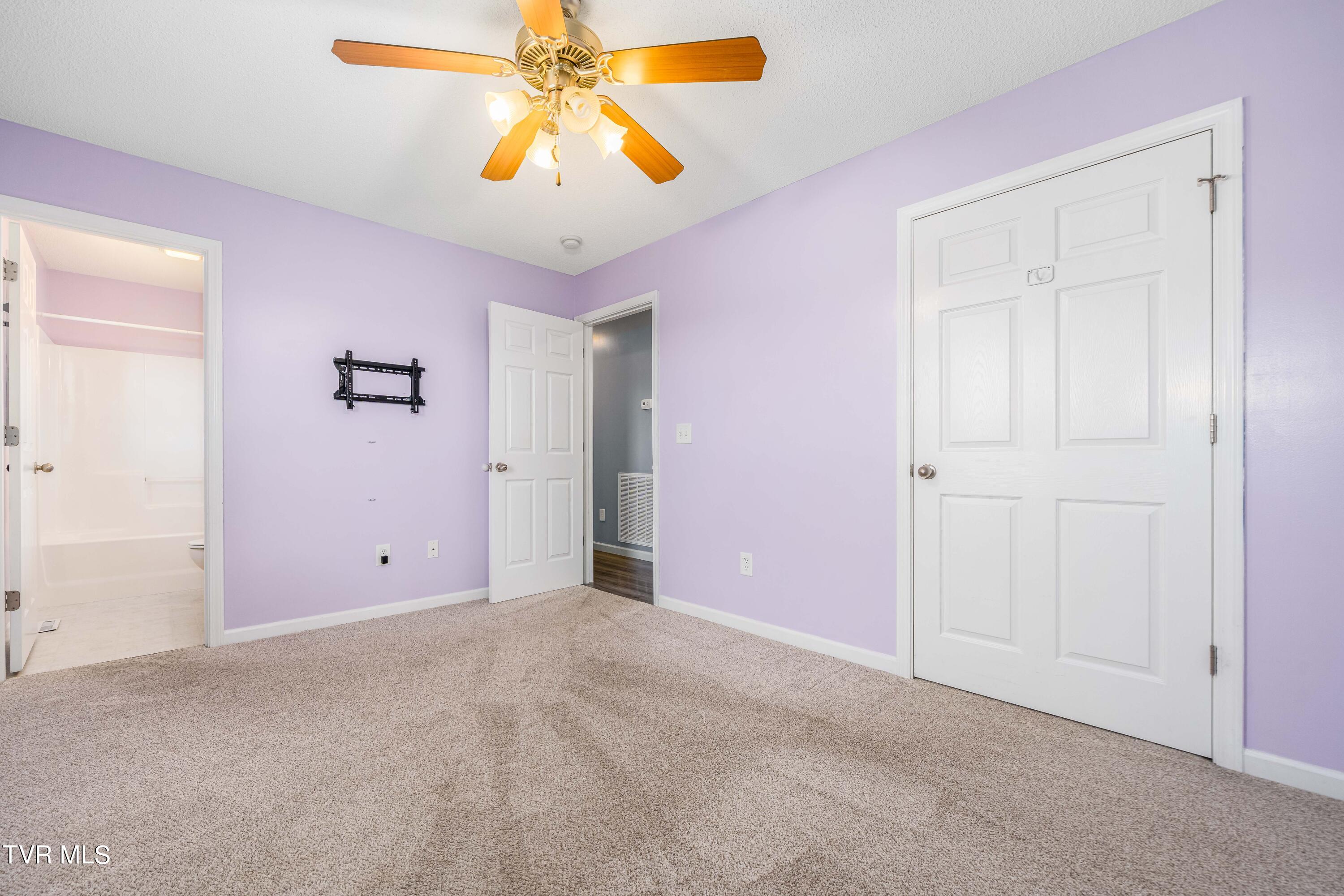 213 New Hope Road Jonesborough, TN 37659 - Photo 20 of 41 213 New Hope Rd (36 of 44)