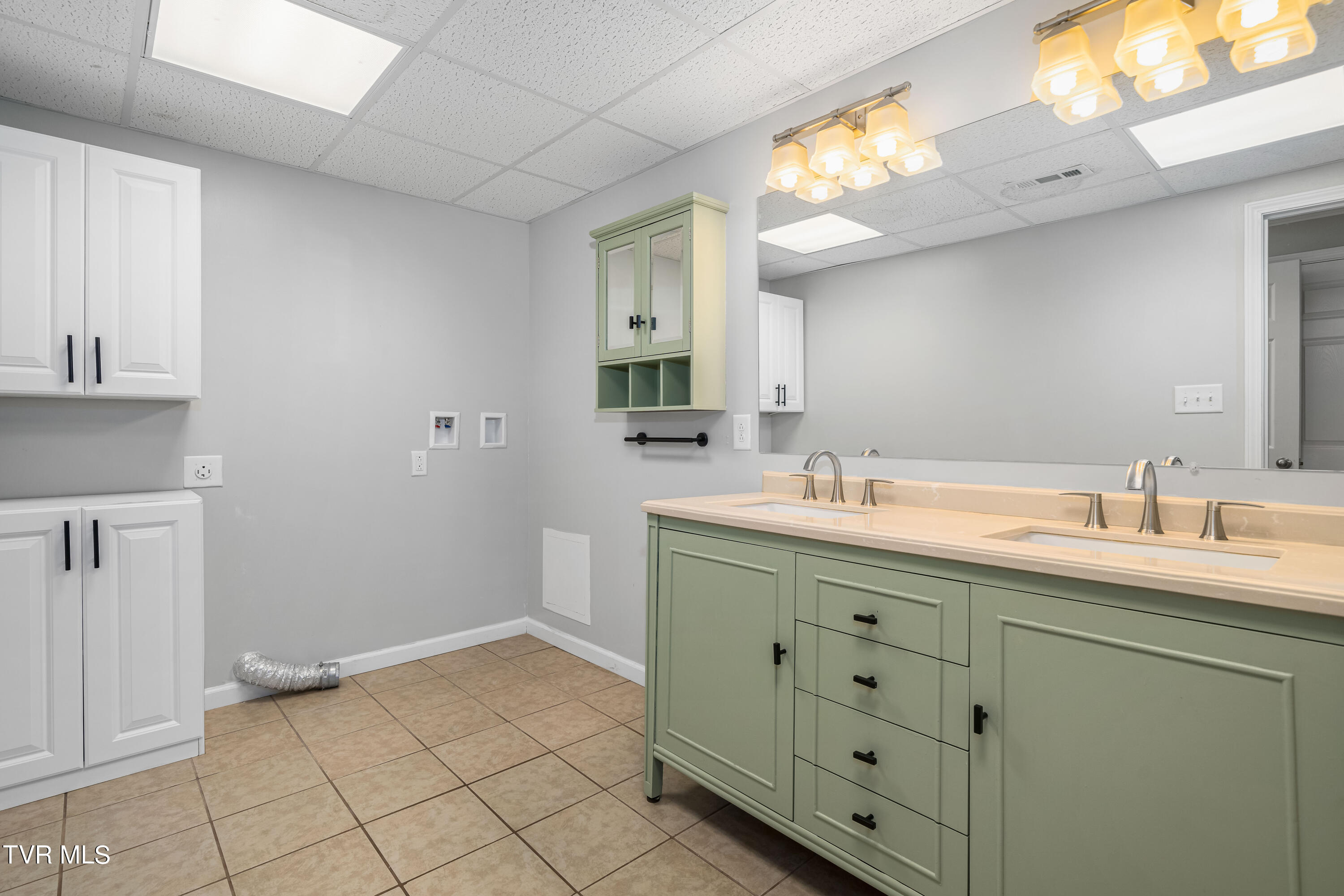 213 New Hope Road Jonesborough, TN 37659 - Photo 31 of 41 213 New Hope Rd (39 of 44)