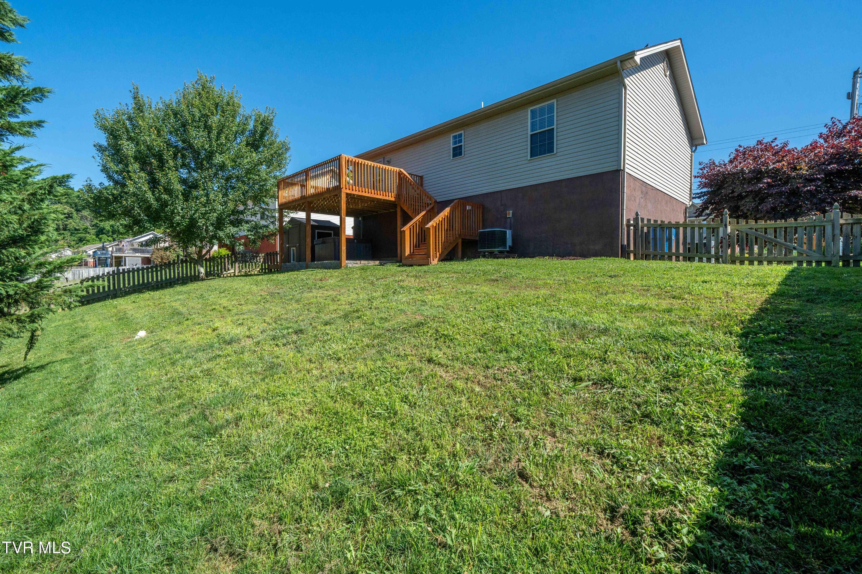 213 New Hope Road Jonesborough, TN 37659 - Photo 38 of 41 213 New Hope Rd (9 of 44)