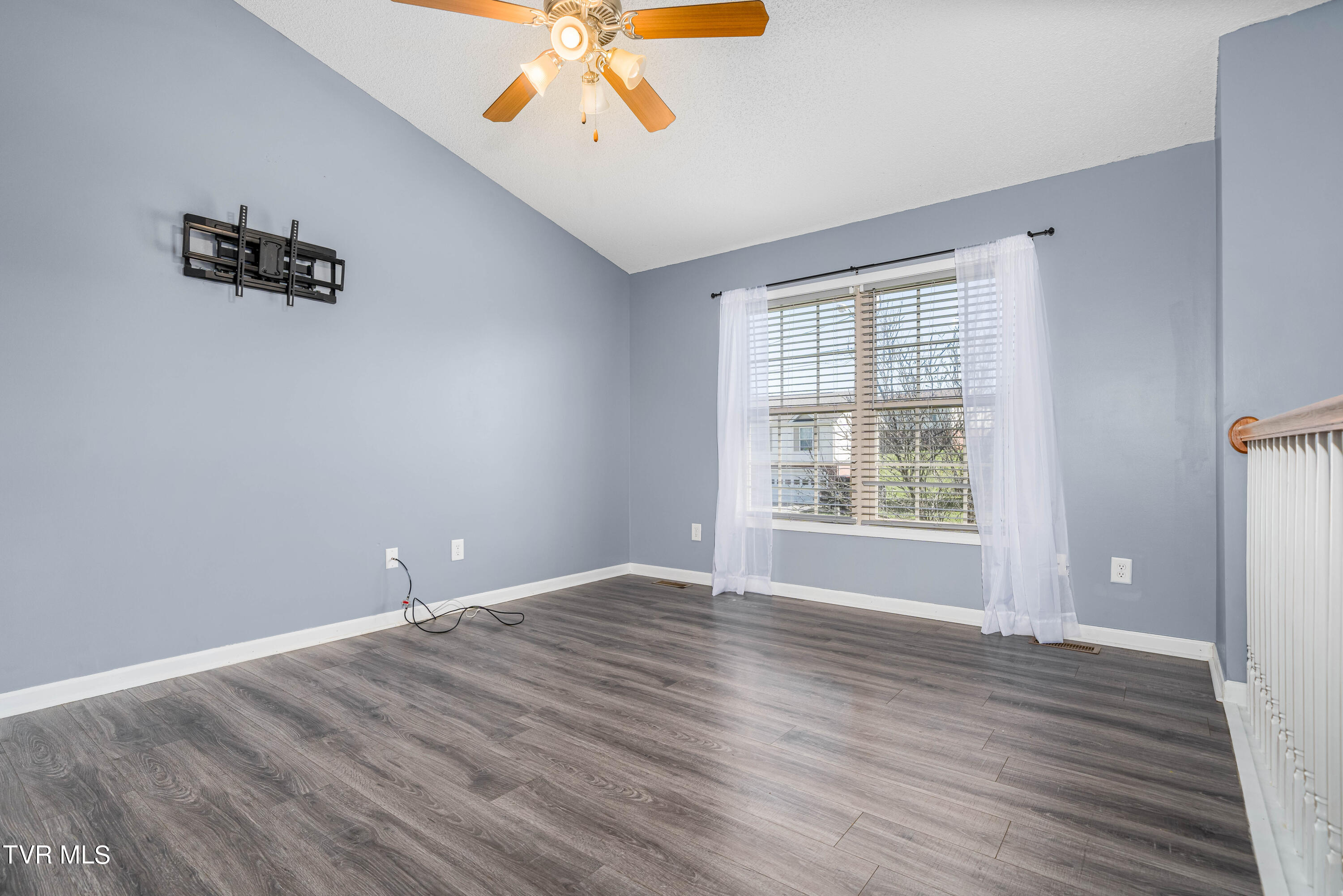 213 New Hope Road Jonesborough, TN 37659 - Photo 9 of 41 213 New Hope Rd (19 of 44)