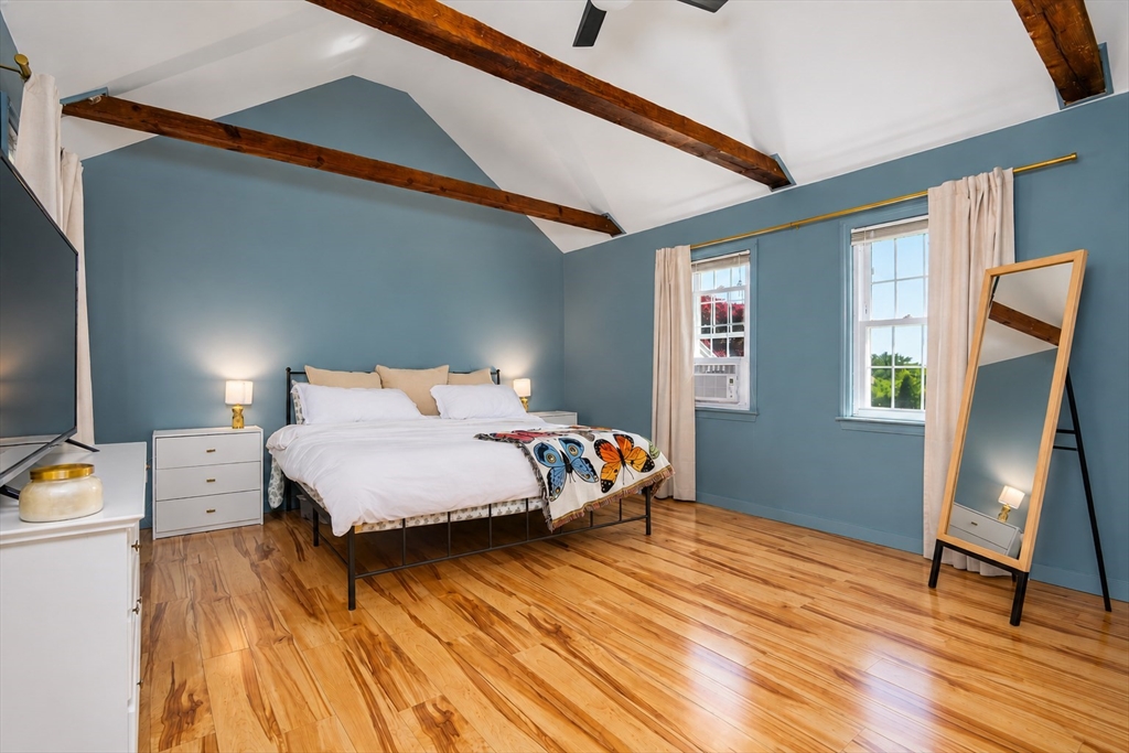 129 Whitehall Road Amesbury, MA 01913 - Photo 15 of 32 Gallery Image 15