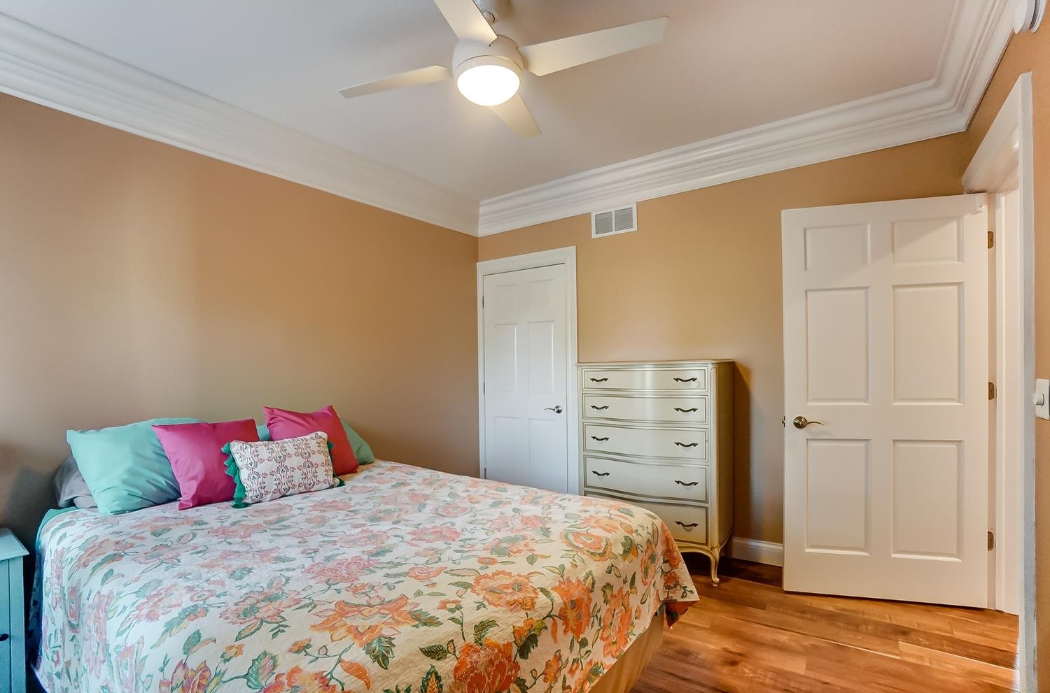 210 South Taylor Road Garrett, IN 46738 - Photo 17 of 36 Gallery Image 17