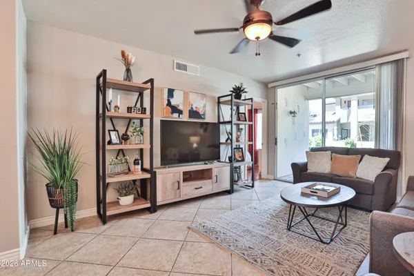 $278,500 | 1825 West Ray Road, Unit 1041, Chandler, AZ 85224