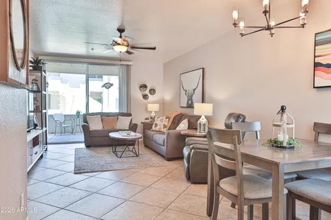 $278,500 | 1825 West Ray Road, Unit 1041, Chandler, AZ 85224
