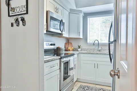 $278,500 | 1825 West Ray Road, Unit 1041, Chandler, AZ 85224