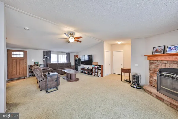 $165,000 | 160 Ashley Lane, Lehighton, PA 18235
