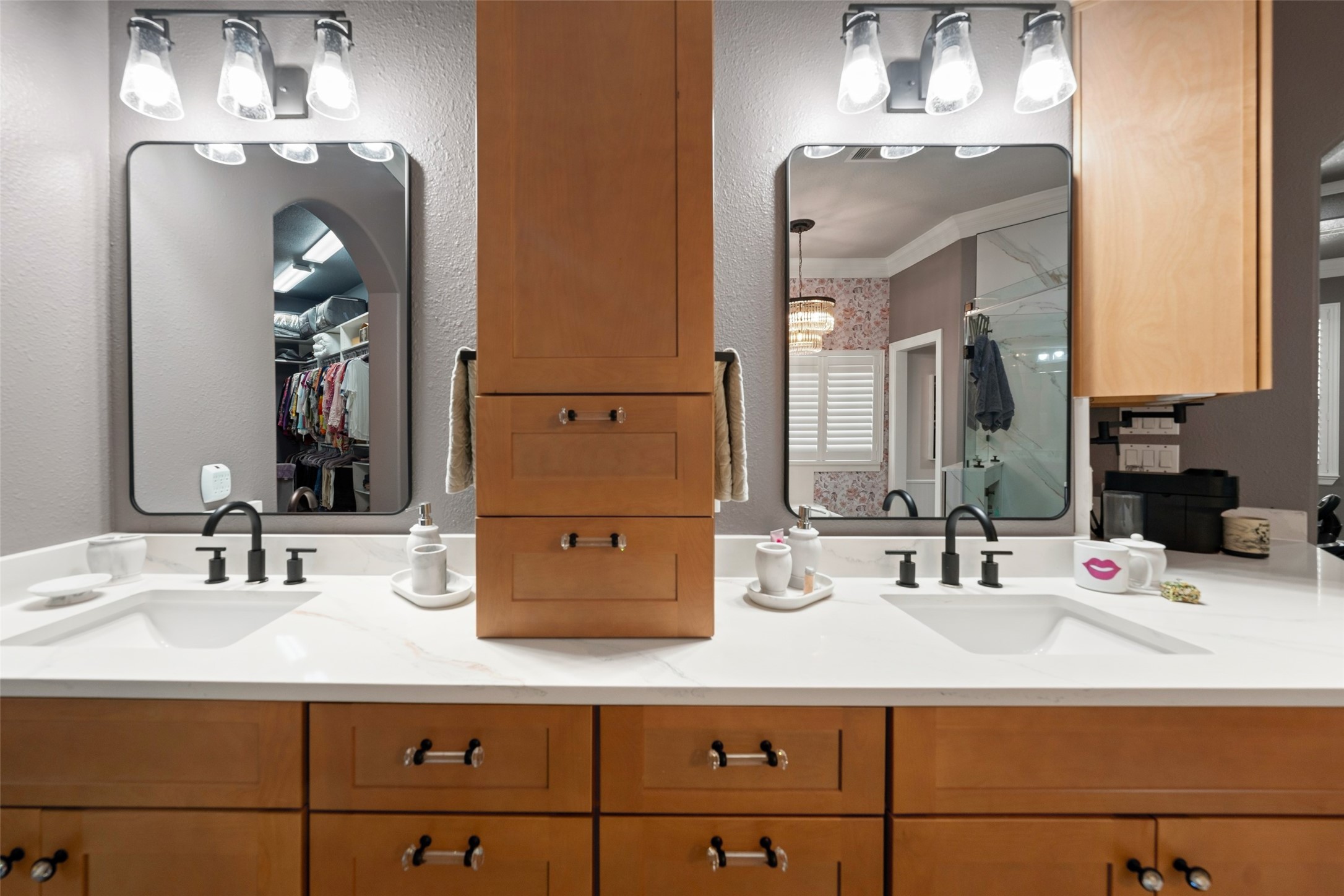 38053 Windy Ridge Trail Magnolia, TX 77355 - Photo 29 of 50 Dual sinks and built-in storage and coffee bar with pot filler on the right.