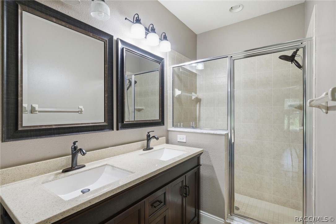 1672 West Spring Meadow Loop Lecanto, FL 34461 - Photo 17 of 42