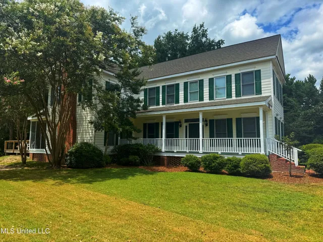 $219,900 | 11 Oak Knoll Drive, Clarksdale, MS 38614