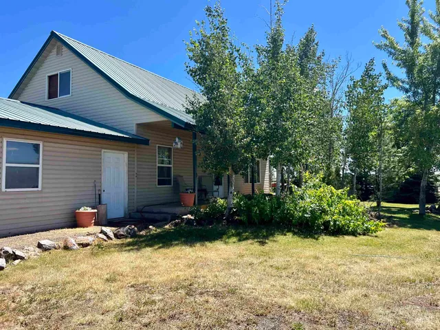 $565,000 | 2348 South Grays Creek Road, Indian Valley, ID 83632