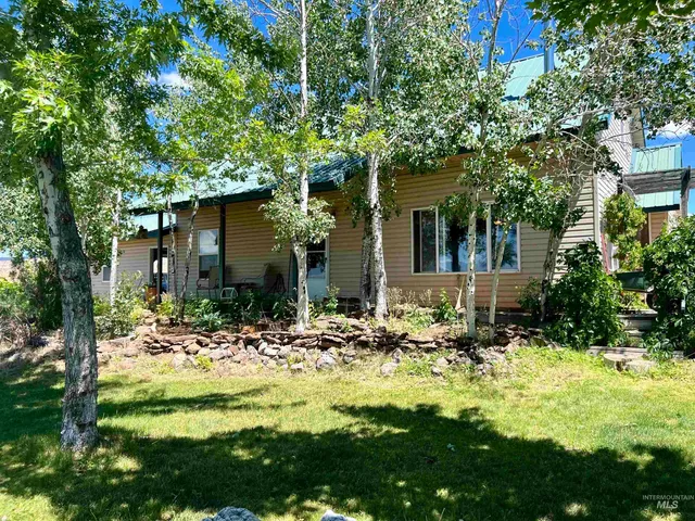 $565,000 | 2348 South Grays Creek Road, Indian Valley, ID 83632