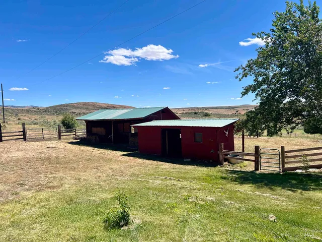 $565,000 | 2348 South Grays Creek Road, Indian Valley, ID 83632