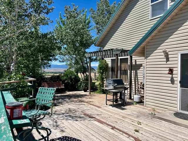 $565,000 | 2348 South Grays Creek Road, Indian Valley, ID 83632