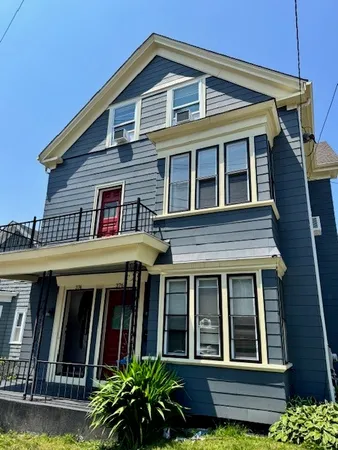 $2,600 | 374 Hope Street, Unit 2, Providence, RI 02906