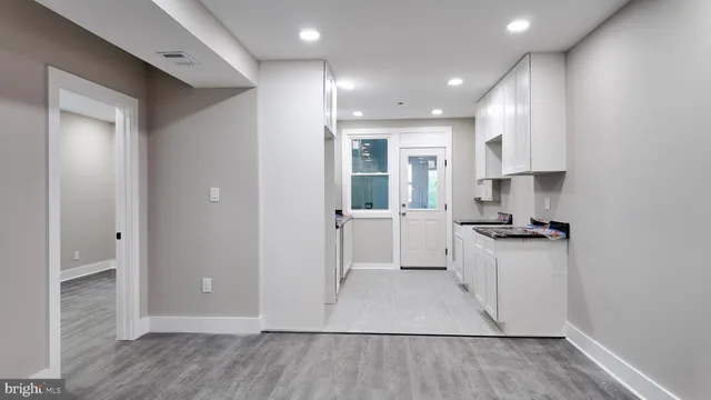 $2,700 | 4100 Queensbury Road, Unit 3, Hyattsville, MD 20781