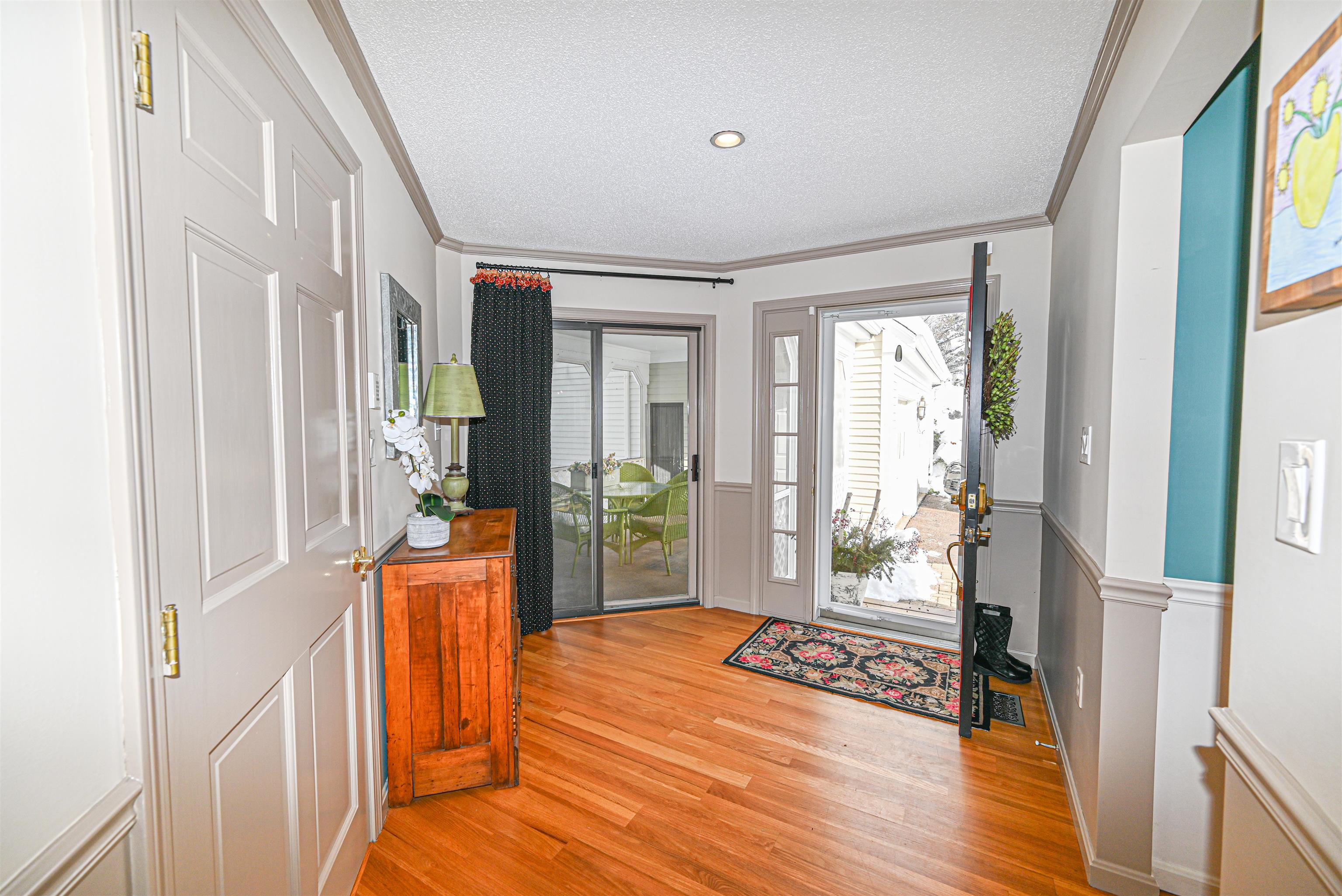 406 Straw Hill Road Manchester, NH 03104 - Photo 24 of 30