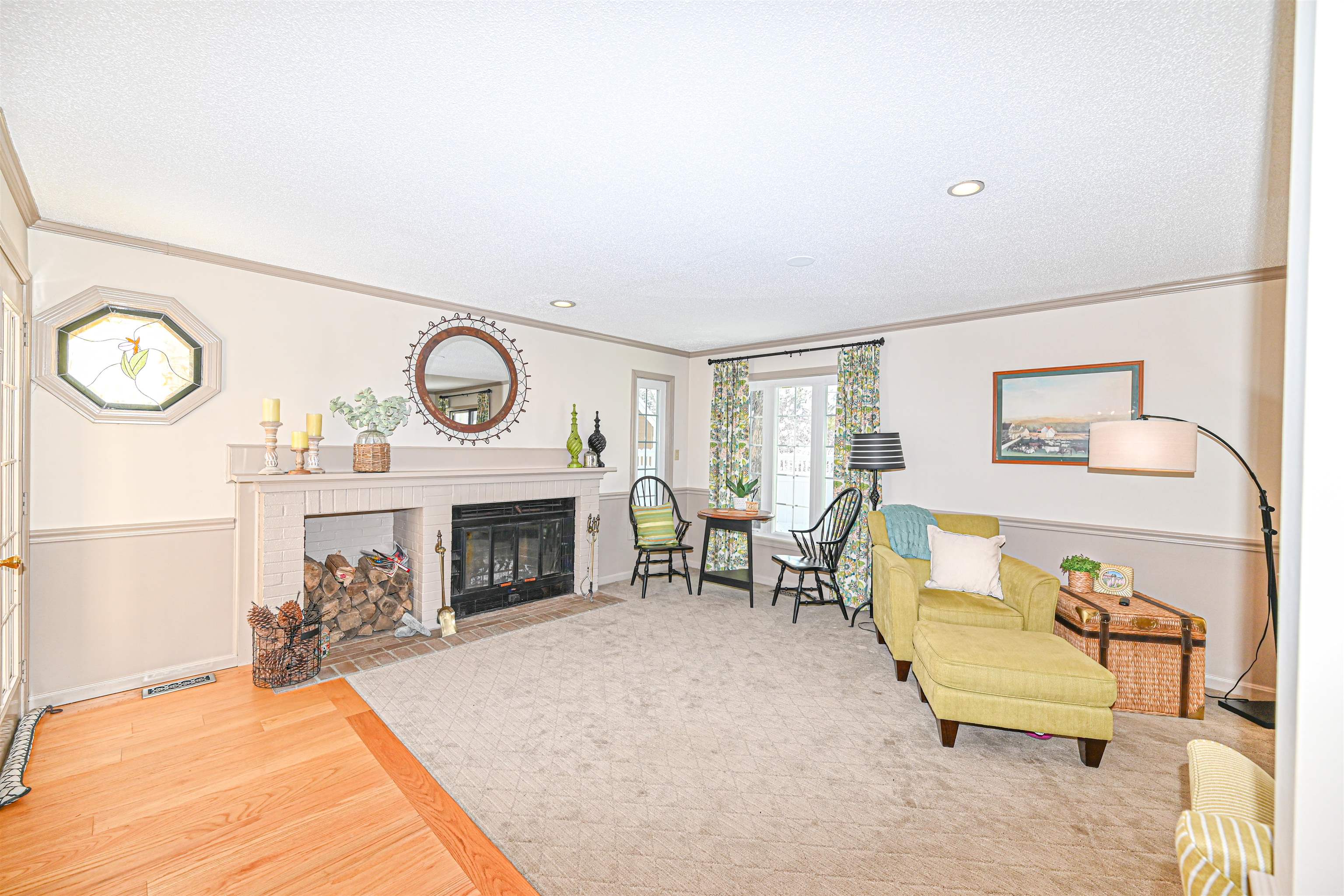 406 Straw Hill Road Manchester, NH 03104 - Photo 8 of 30