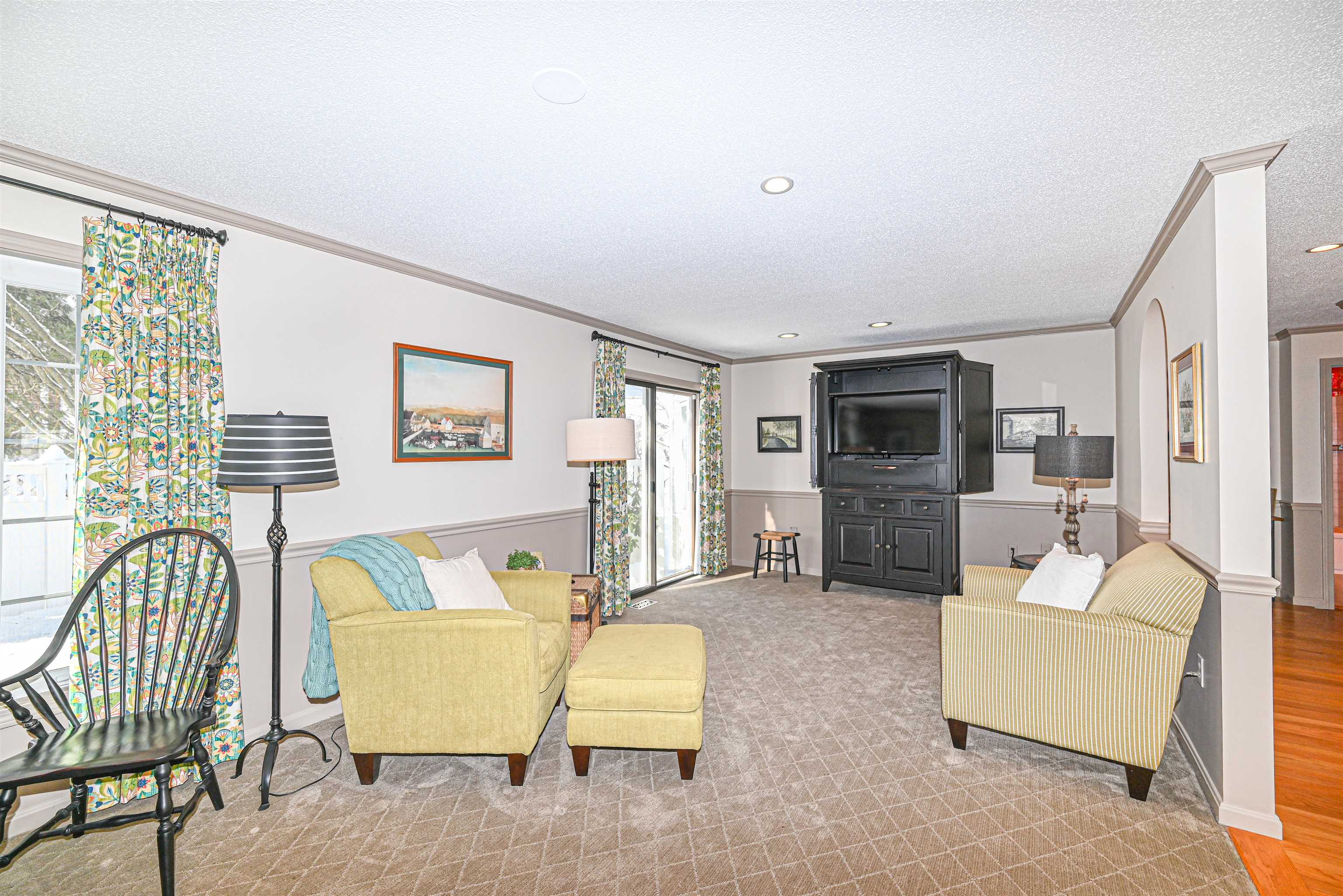 406 Straw Hill Road Manchester, NH 03104 - Photo 10 of 30