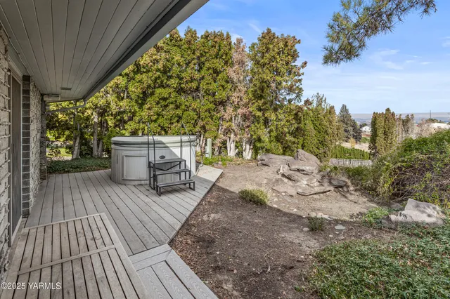 a view of a house with patio
