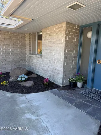 $464,000 | 609 Skyline Drive, Sunnyside, WA 98944