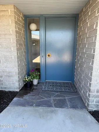 $464,000 | 609 Skyline Drive, Sunnyside, WA 98944